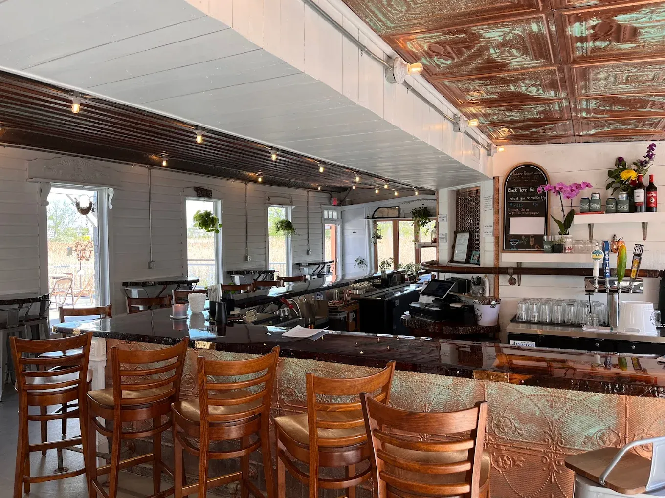 Patina Porch restaurant in Sandusky, Ohio