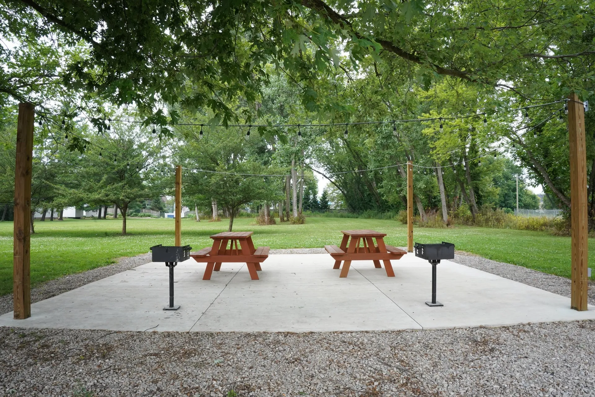 BBQ area and outdoor patio