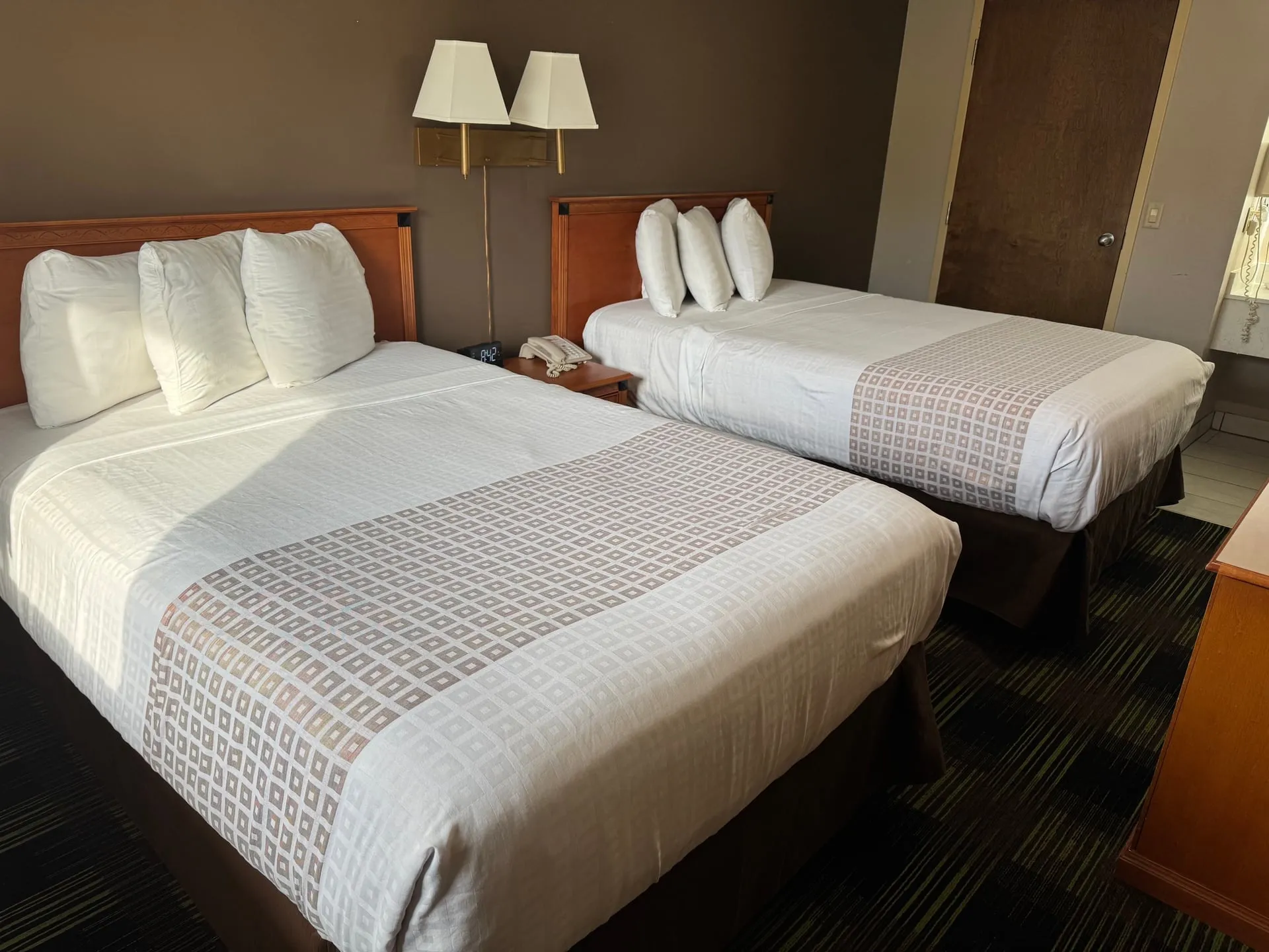Two Room Suite - Bedroom 2 at South Shore Inn Sandusky